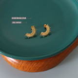 Joyería Joyería al por mayor Pendientes de acero de titanio de oro de 18 quilates en forma de C creativos retro