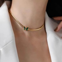Collar de resina chapado en oro de 14 quilates de acero inoxidable con mariposa de estilo simple al por mayor