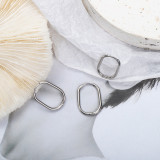 Pendientes chapados en pulido de acero inoxidable en forma de U de estilo simple 1 par