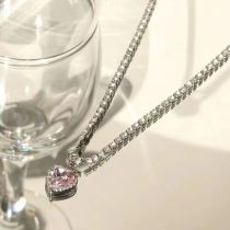 Y2K Collar con colgante chapado en plata con incrustaciones de diamantes de imitación y circonitas brillantes en forma de corazón