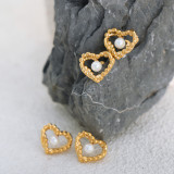 1 par de pendientes elegantes chapados en forma de corazón de estilo barroco con incrustaciones de acero de titanio y perlas artificiales chapados en oro de 18 quilates