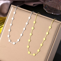Collar chapado en oro de 18 quilates con revestimiento de acero de titanio redondo de estilo simple informal