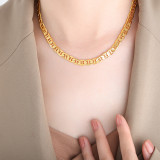 Collar chapado en oro de 18 quilates con revestimiento de acero de titanio de color sólido con nariz de cerdo estilo barroco hip-hop