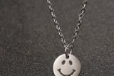 Collar pendiente de acero titanio con cara sonriente de estilo simple a granel