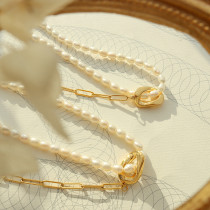 Collar de lujo ligero con costuras de perlas de agua dulce, collar de oro real de acero de titanio de 18 quilates