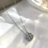 Collar de diamantes de imitación artificiales chapado en acero de titanio con forma de corazón dulce 1 pieza