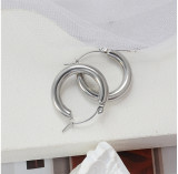 Pendientes De Acero De Titanio Con Círculo Pequeño De Moda