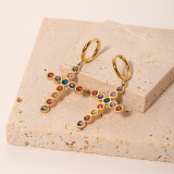 1 par de pendientes colgantes chapados en oro de 18 quilates con incrustaciones cruzadas de acero inoxidable y diamantes de imitación estilo IG