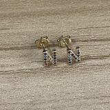 Pendientes chapados en oro de 14K con incrustaciones de cobre y circonita, elegantes y lujosos, estilo clásico, con letras asimétricas, 1 par