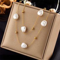 Collares en capas chapados en oro de 18 quilates con revestimiento de perlas de acero de titanio irregulares informales estilo INS