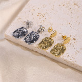 1 par de pendientes colgantes chapados en oro de 18 quilates de acero inoxidable con revestimiento irregular de estilo sencillo, elegante e informal