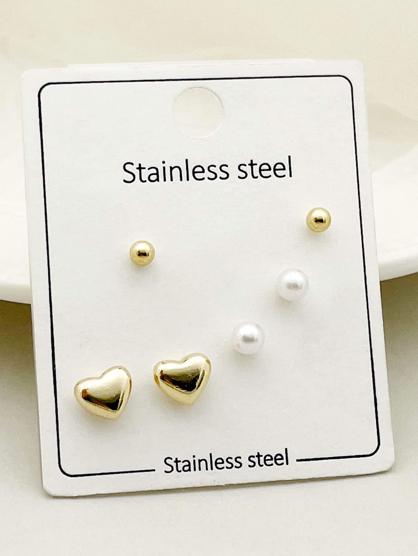 1 Juego de aretes chapados en oro con forma de corazón de escarabajos en forma de corazón de estilo informal y sencillo con incrustaciones de esmalte de ojos de acero inoxidable con perlas artificiales