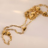 Collar con colgante chapado en oro de titanio de 18 quilates con revestimiento de acero en forma de corazón de estilo simple