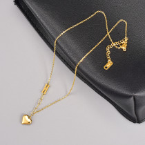 Collar largo con colgante chapado en oro de 18K chapado en acero de titanio con forma de corazón de estilo simple informal