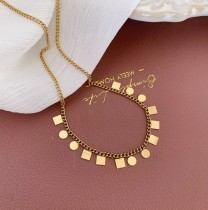 Collar chapado en oro de titanio redondo de estilo simple