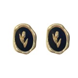 1 par de pendientes chapados en plata de acero inoxidable con diseño de flores de estilo vintage