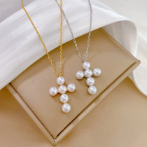 Collar con colgante de perlas artificiales con incrustaciones de acero de titanio y cruz de estilo coreano moderno básico