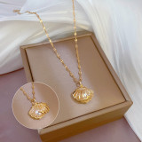 Estilo simple Concha Cobre Chapado en oro Perlas artificiales Collar con colgante de circón 1 pieza