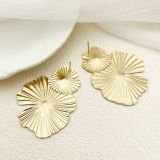 1 par de pendientes retro chapados en acero inoxidable con hoja de loto