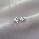 1 par de pendientes de circonita de acero de titanio con incrustaciones cuadradas de estilo Simple