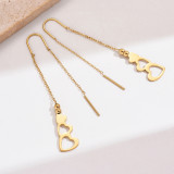 1 par de elegantes líneas de oreja chapadas en oro de 14 quilates de acero inoxidable huecas chapadas en forma de corazón