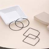 1 par de aretes elegantes y lujosos chapados en color sólido de acero inoxidable chapados en oro de 18 quilates