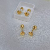 1 par de pendientes chapados en oro y acero de titanio con forma de corazón de estilo Simple