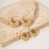 1 par de pendientes chapados en oro de 18K con incrustaciones de perlas y circonitas chapadas en acero inoxidable en forma de calle estilo INS