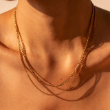 Collares acodados chapados en oro de 18K con revestimiento de acero inoxidable de color sólido de estilo moderno elegante