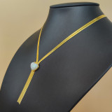 Collar con colgante de perlas con incrustaciones de acero de titanio con forma de corazón y borla informal estilo IG