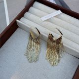 1 par de pendientes colgantes chapados en oro de 18 quilates con forma de corazón y borlas exageradas elegantes y chapados en acero de titanio
