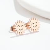 Pendientes de acero inoxidable con forma de corazón y flor de cara sonriente a la moda, 1 par