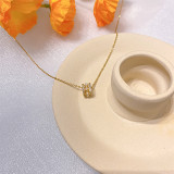 Chapado en oro real Diseño exquisito Collar inteligente de acero de titanio Cadena de clavícula de lujo ligera con incrustaciones finas de alta calidad para mujer