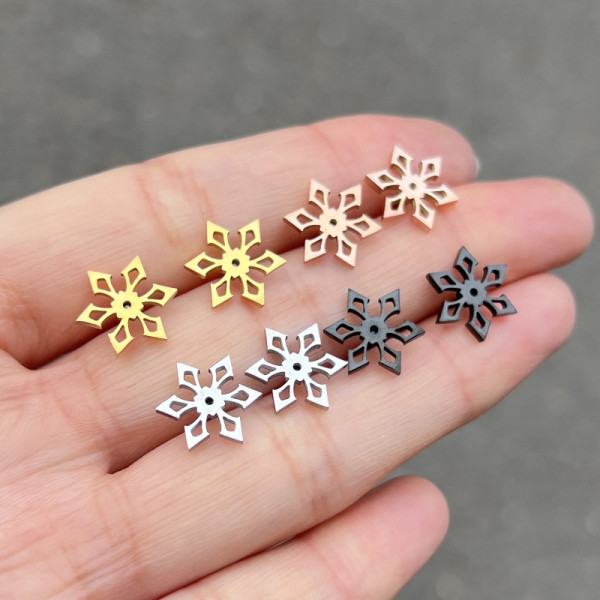 Pendientes con revestimiento de acero inoxidable y flores a la moda, 1 par