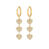 1 par de pendientes colgantes chapados en oro blanco con incrustaciones de acero inoxidable y diamantes de imitación chapados en forma de corazón de estilo Simple