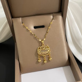 Collar con colgante de diamantes de imitación con incrustaciones de cobre y acero titanio con forma de corazón de oso de estilo simple