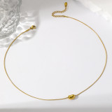 Collar chapado en oro de 18 quilates con revestimiento de acero inoxidable de color sólido de estilo simple