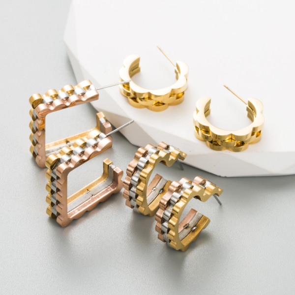 Pendientes de cadena chapados en acero de titanio con forma de corazón, estilo simple, 1 par