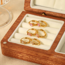 1 par de pendientes chapados en oro de 18 quilates con incrustaciones de pulido rectangulares redondos de estilo Simple