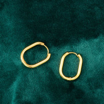 El oro retro al por mayor del estilo 18k plateó la joyería redonda de los pendientes del alambre del acero Titanium
