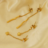 1 par de pendientes colgantes chapados en oro de 18K con incrustaciones de acero inoxidable y borlas elegantes con forma de corazón