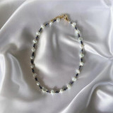 Collar de cuentas de perlas artificiales de acero inoxidable redondo de estilo simple