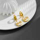1 par de pendientes colgantes chapados en oro y acero de titanio con revestimiento de flores de estilo Simple Retro