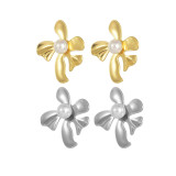 1 par de pendientes chapados en oro de 18 quilates con perlas de acero inoxidable con incrustaciones de flores de estilo moderno estilo IG