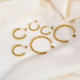 1 par de aretes de acero inoxidable con forma de C de estilo simple