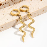 Pendientes colgantes chapados en oro de 14 quilates con revestimiento pulido de acero inoxidable con forma de serpiente retro