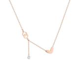 Collar chapado en oro de 18 quilates con incrustaciones de acero de titanio y forma de corazón de estilo simple
