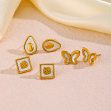 Pendientes chapados en oro de 18K con incrustaciones de mariposa, flor de fruta, estilo informal Simple, carcasa de acero de titanio, 1 par