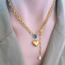Collar de circón de perlas artificiales con incrustaciones de acero titanio en forma de corazón con gotas de agua a la moda