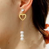 1 par de pendientes chapados en oro con incrustaciones de perlas y circonitas en forma de corazón y hoja de arce cruzadas de estilo Simple